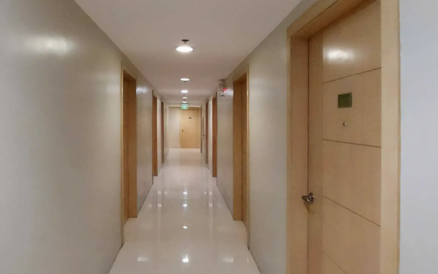 Condo for Sale in Vista Taft Manila Near DLSU