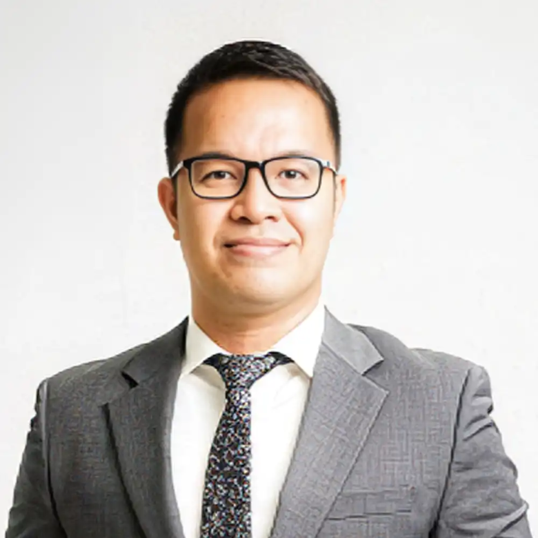 Ivan de la Luna real estate broker Philippines profile photo
