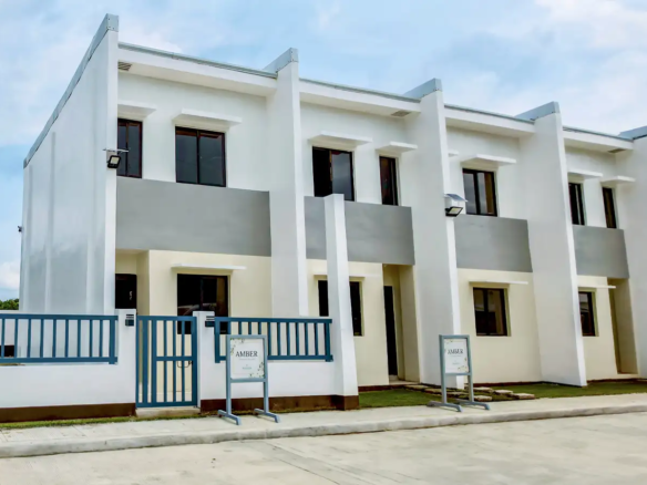 Exterior of a townhouse for sale in San Pablo, Laguna