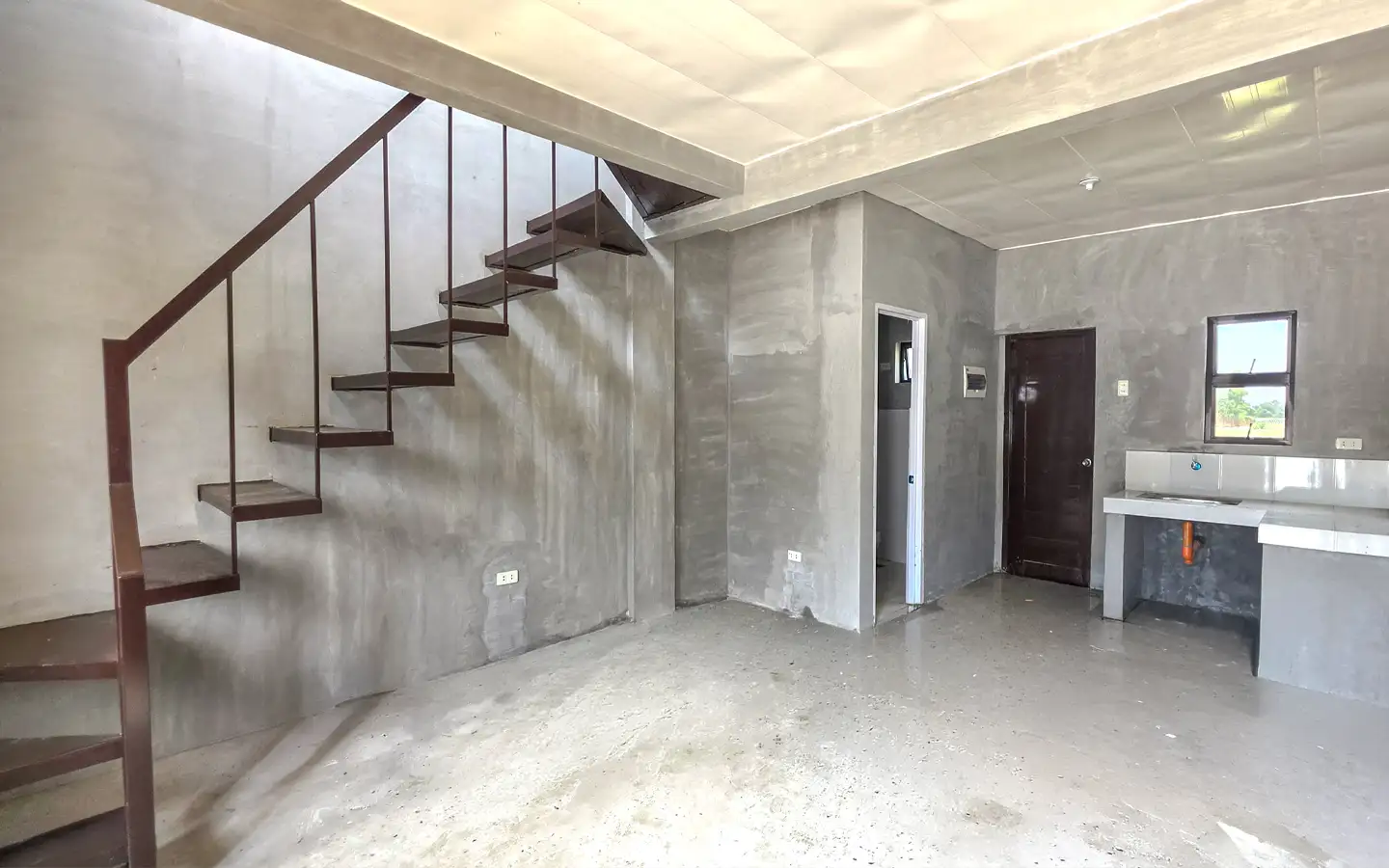 San Pablo Laguna Townhouse – Bare Ground FloorSan Pablo Laguna Townhouse – Bare Ground Floor Bare turnover finish of the ground floor of a townhouse in San Pablo, Laguna