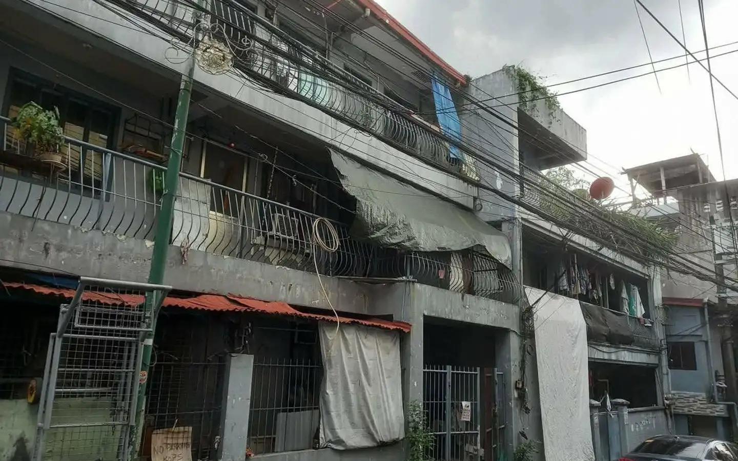 Apartment building exterior along Caimito Street in Cembo, Taguig