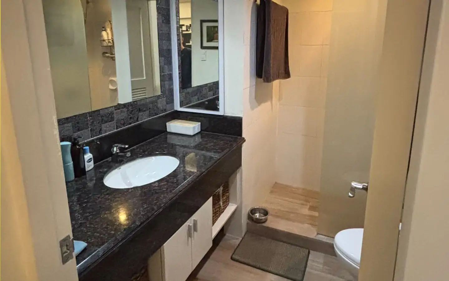 Flair Towers Mandaluyong – 2-Bedroom Bathroom Flair Towers Condo for Sale | 2-Bedroom Unit in Mandaluyong