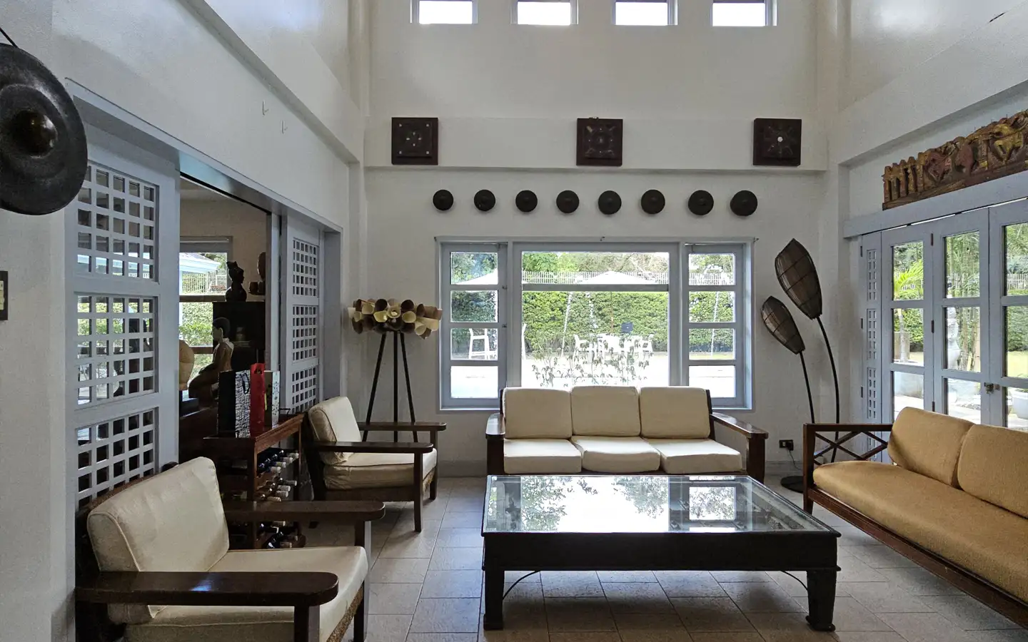 Vista Real Classica House Living Area High-ceiling living area in a luxury house in Vista Real Classica